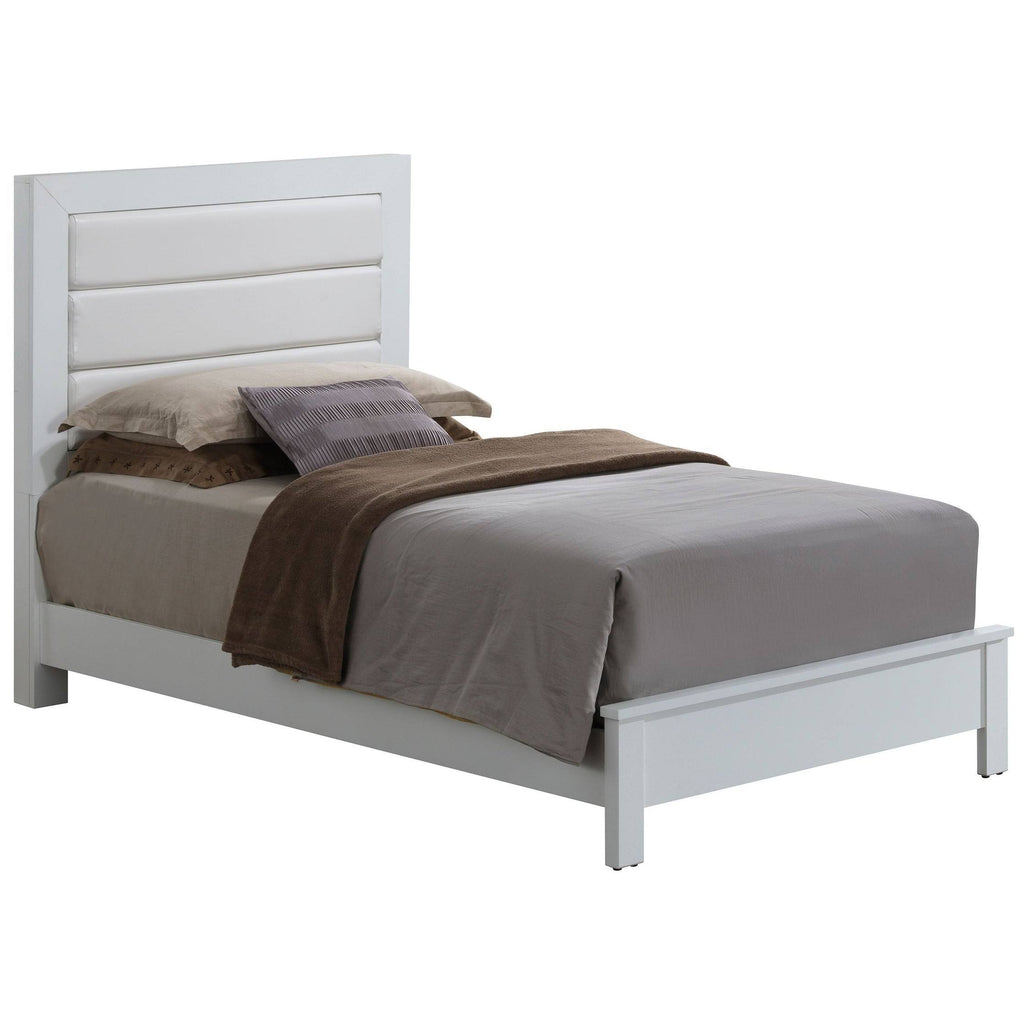 King Panel Bed in Cherry O326