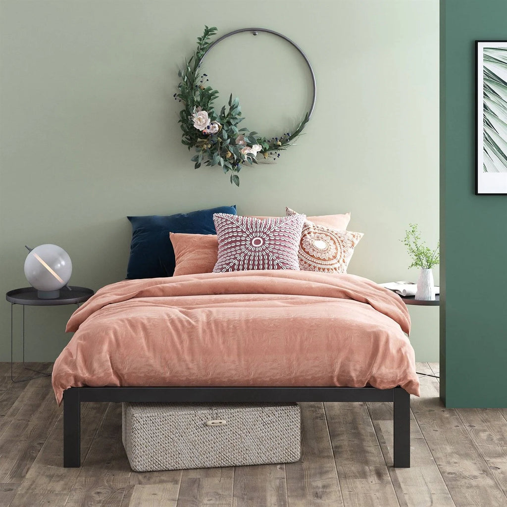 Black Metal Twin Platform Bed Frame with Wood Slats Z523067