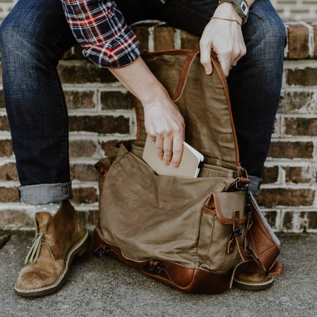Waxed Canvas Messenger Bag G348294