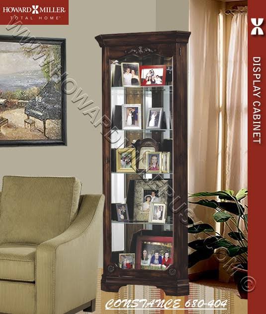 Corner Curio Cabinet R43536