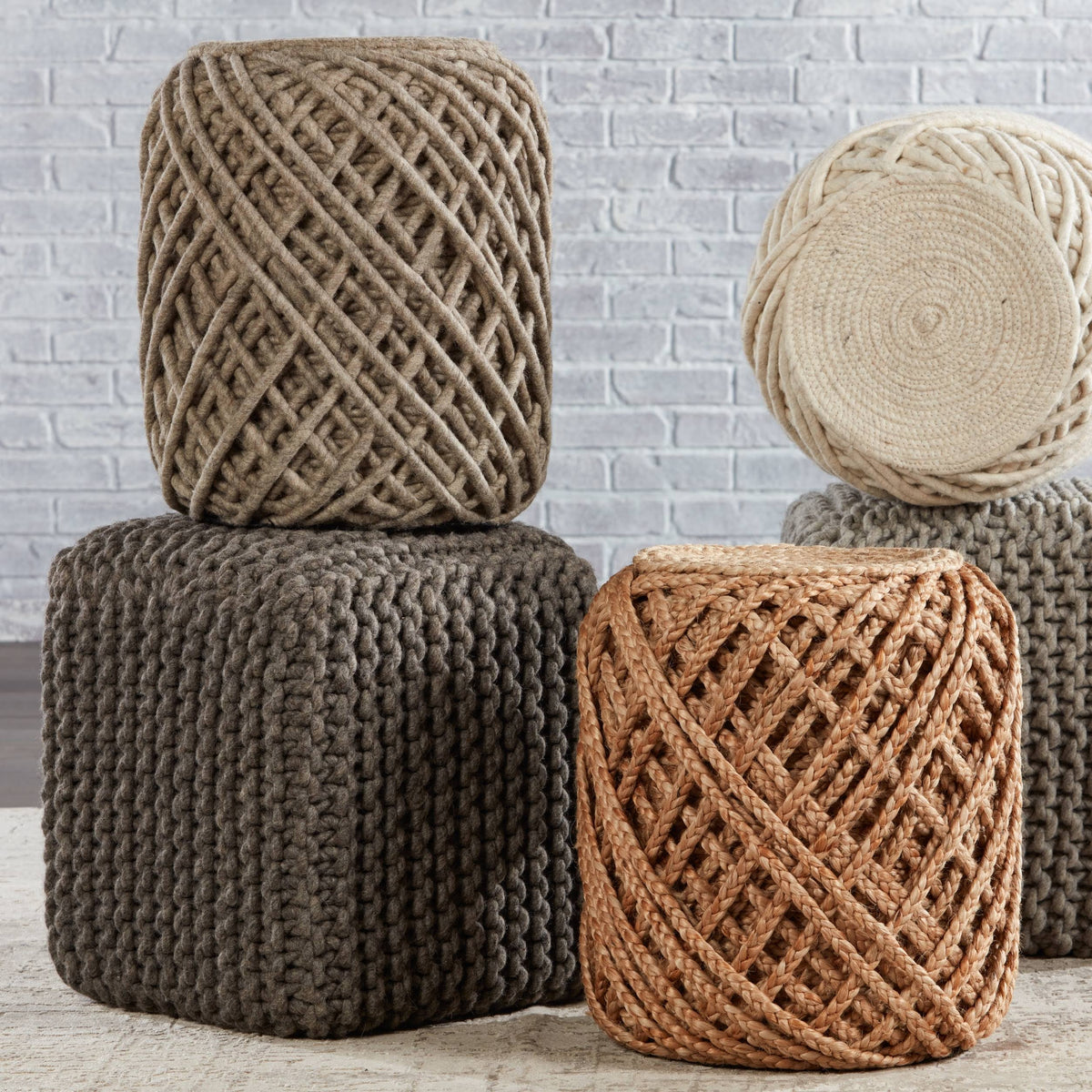 Light Grey Wool Pouf Y135
