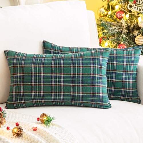 Pack of 2 Green Plaid Decorative Throw Pillow Covers, 20 x 20 Inches C721