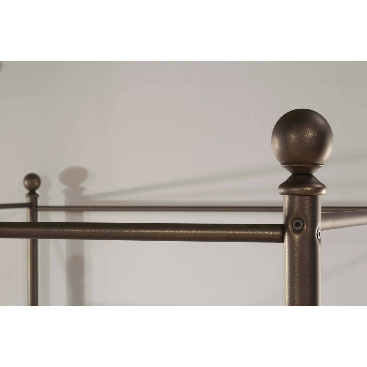 Queen Canopy Bed Set P777