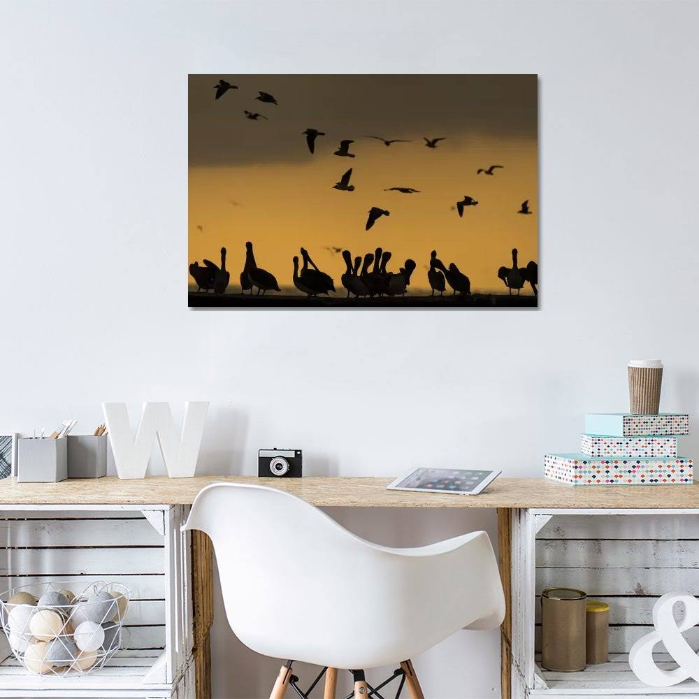 Pelican Pier Print Canvas Art M509