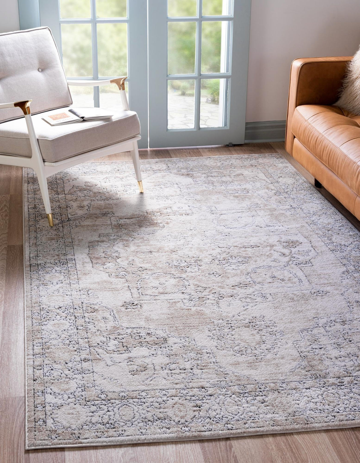 9' x 12' Ivory Low-Pile Rug U7581
