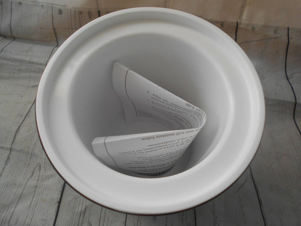 Black 2 qt. Cold Crock T924